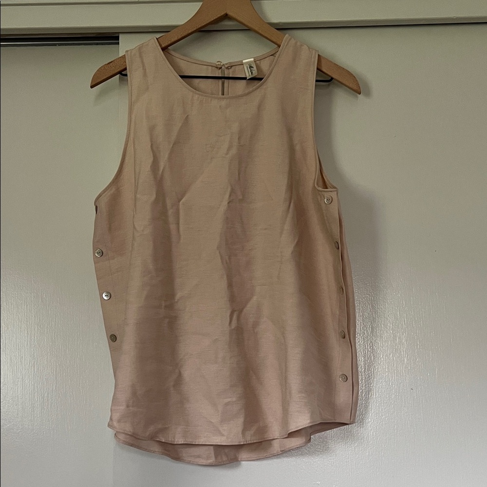 Sleeveless Beige Top with Side Shell Buttons
